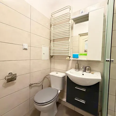 Reja Cozy Comfort By Bookinghost Apartment