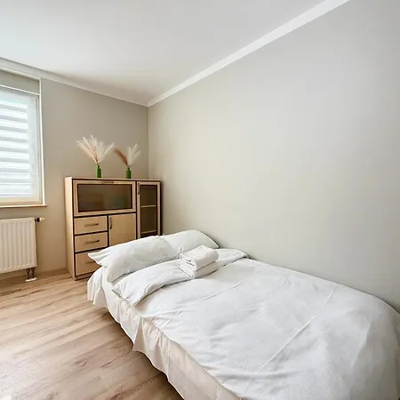 Reja Cozy Comfort By Bookinghost *