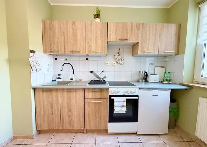 Reja Cozy Comfort By Bookinghost Apartman *