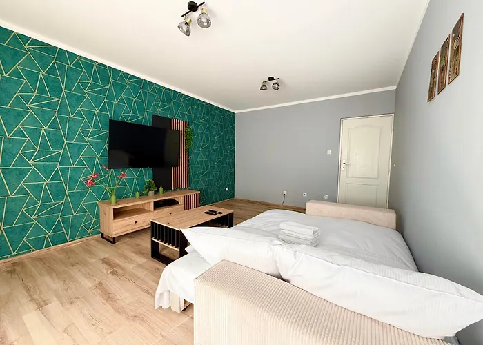 Reja Cozy Comfort By Bookinghost Apartman *